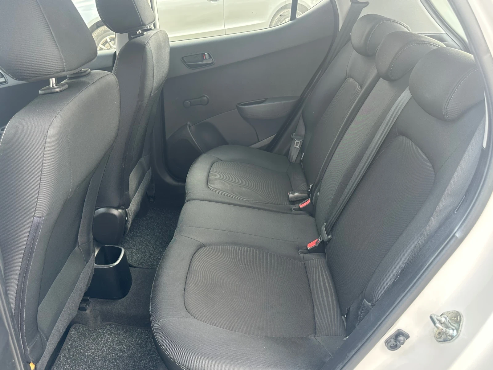 Hyundai I10 1.0i-149000�� | Mobile.bg � ����������� 9