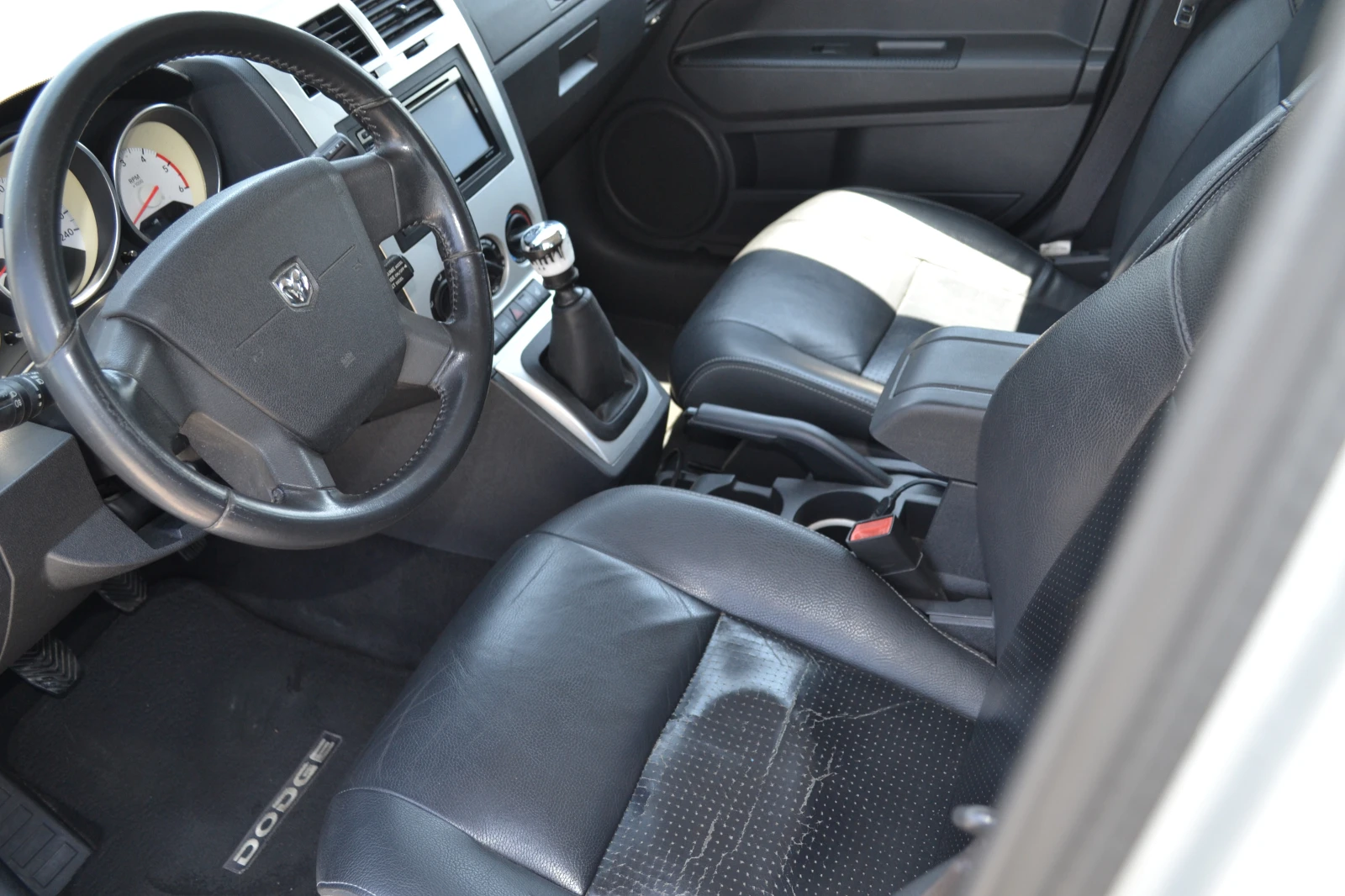 Dodge Caliber 2.0TDI, снимка 8 - Автомобили и джипове - 55331227