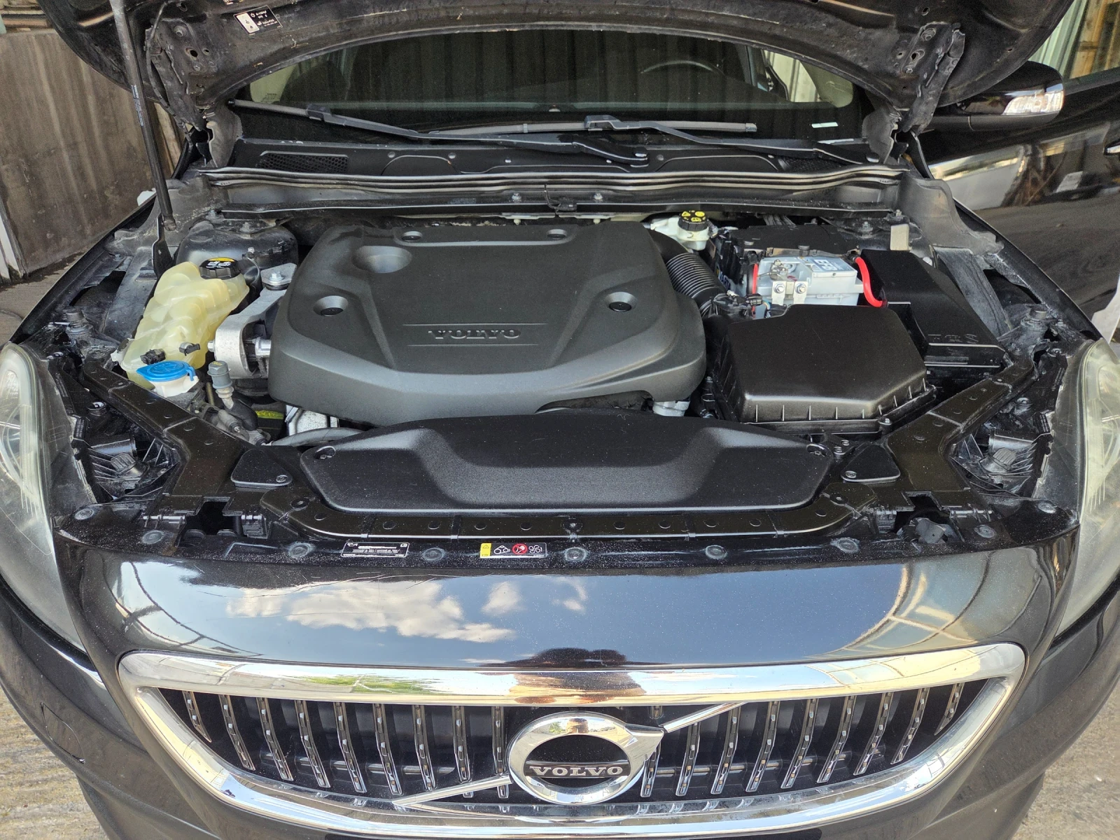 Volvo V40 Cross Country 2, 0D120ksAVTOMATIKNAVILEDITALIAEU6, снимка 7 - Автомобили и джипове - 55565156