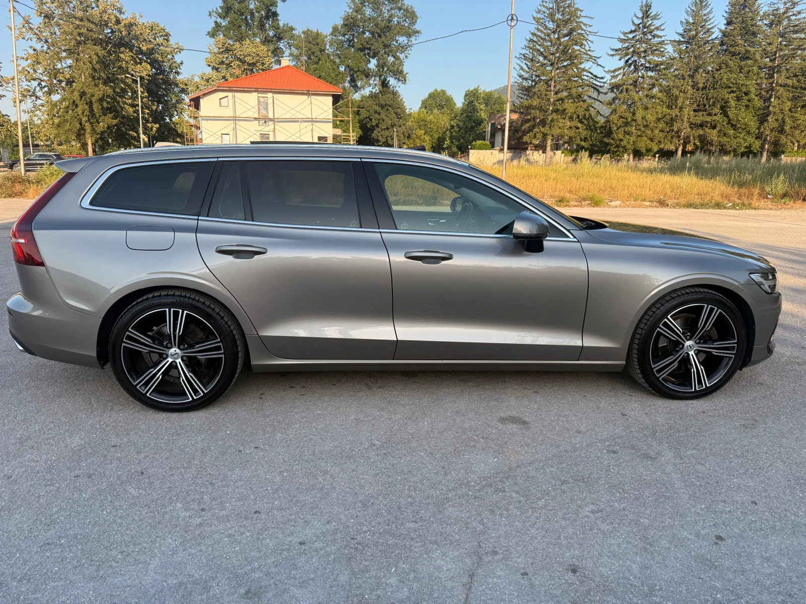 Volvo V60 D4 Inscription Polestar Engineered , снимка 3 - Автомобили и джипове - 55646241