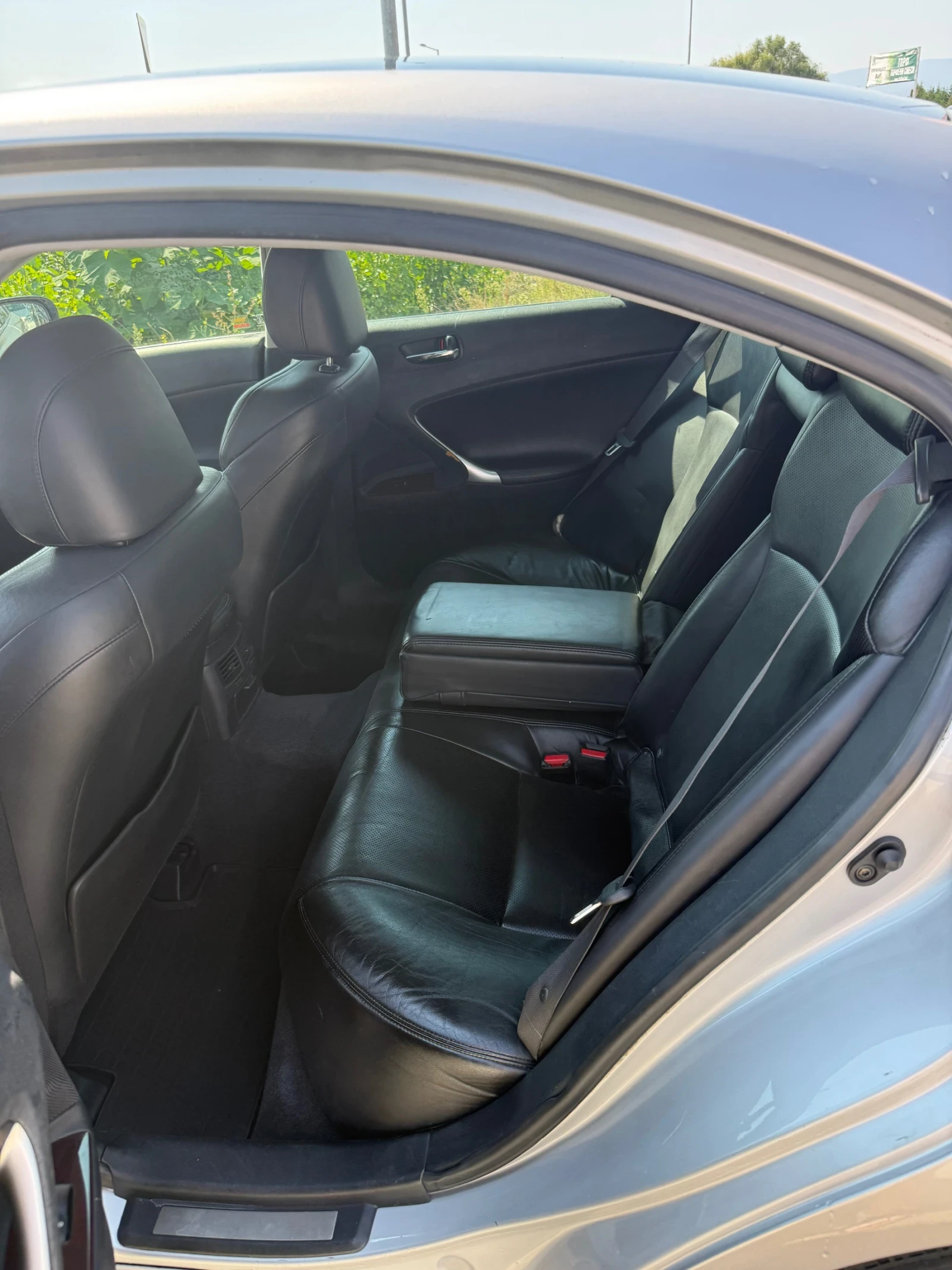 Lexus IS 220d LUXYRU, снимка 11 - Автомобили и джипове - 55650908