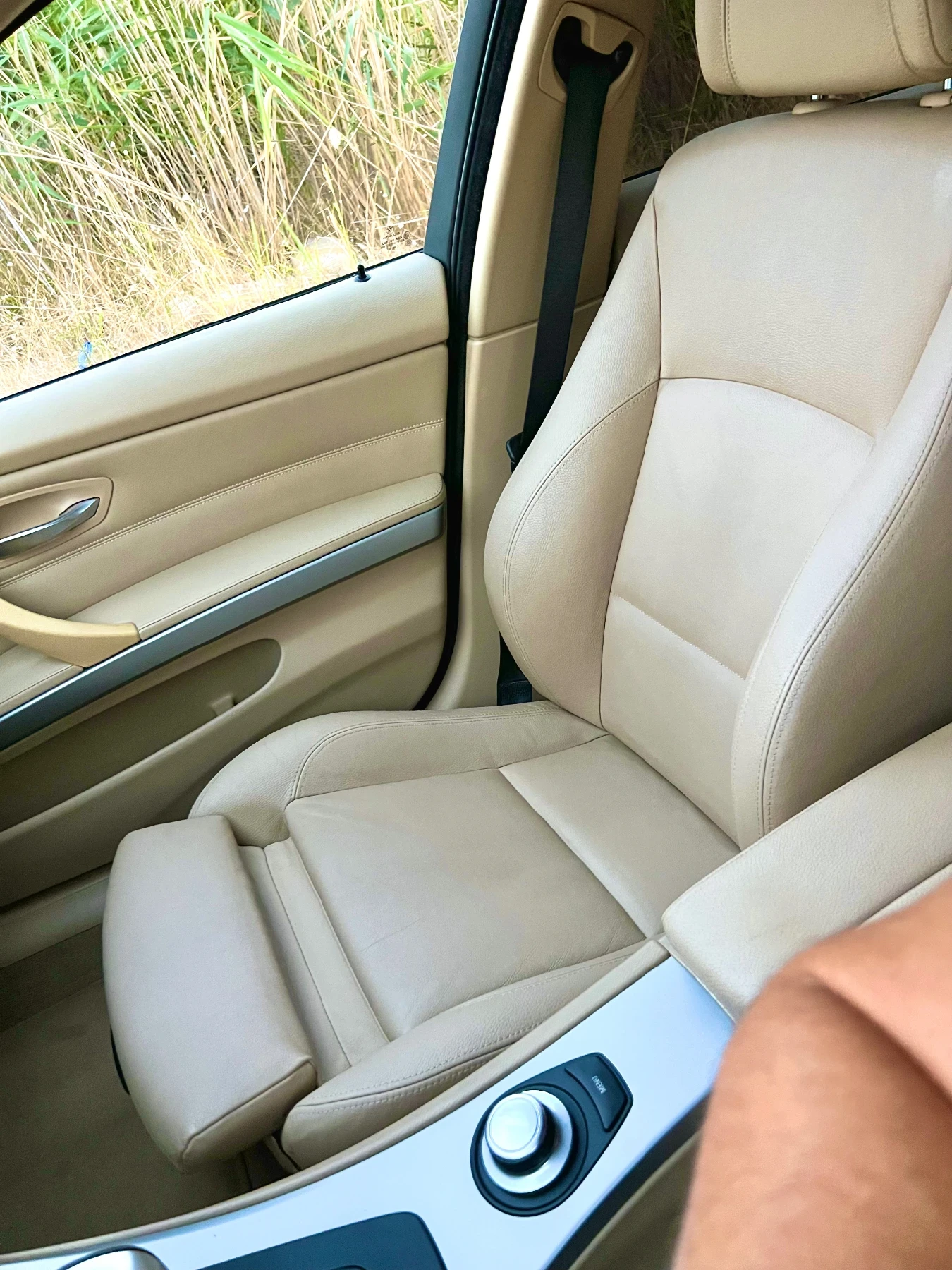 BMW 320 M47/RECARO/KEYLESS/ПЕЧКА/ГЕРМАНИЯ/СЕРВ.КНИЖКА, снимка 8 - Автомобили и джипове - 55807269