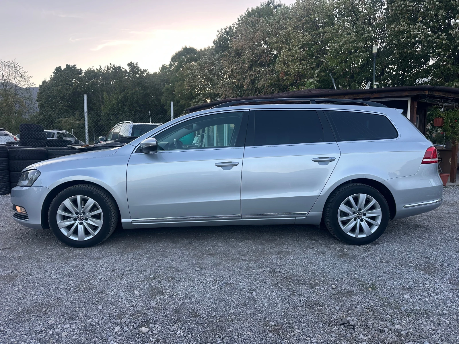 VW Passat 2.0TDI 140kc ITALIA, снимка 6 - Автомобили и джипове - 55989067