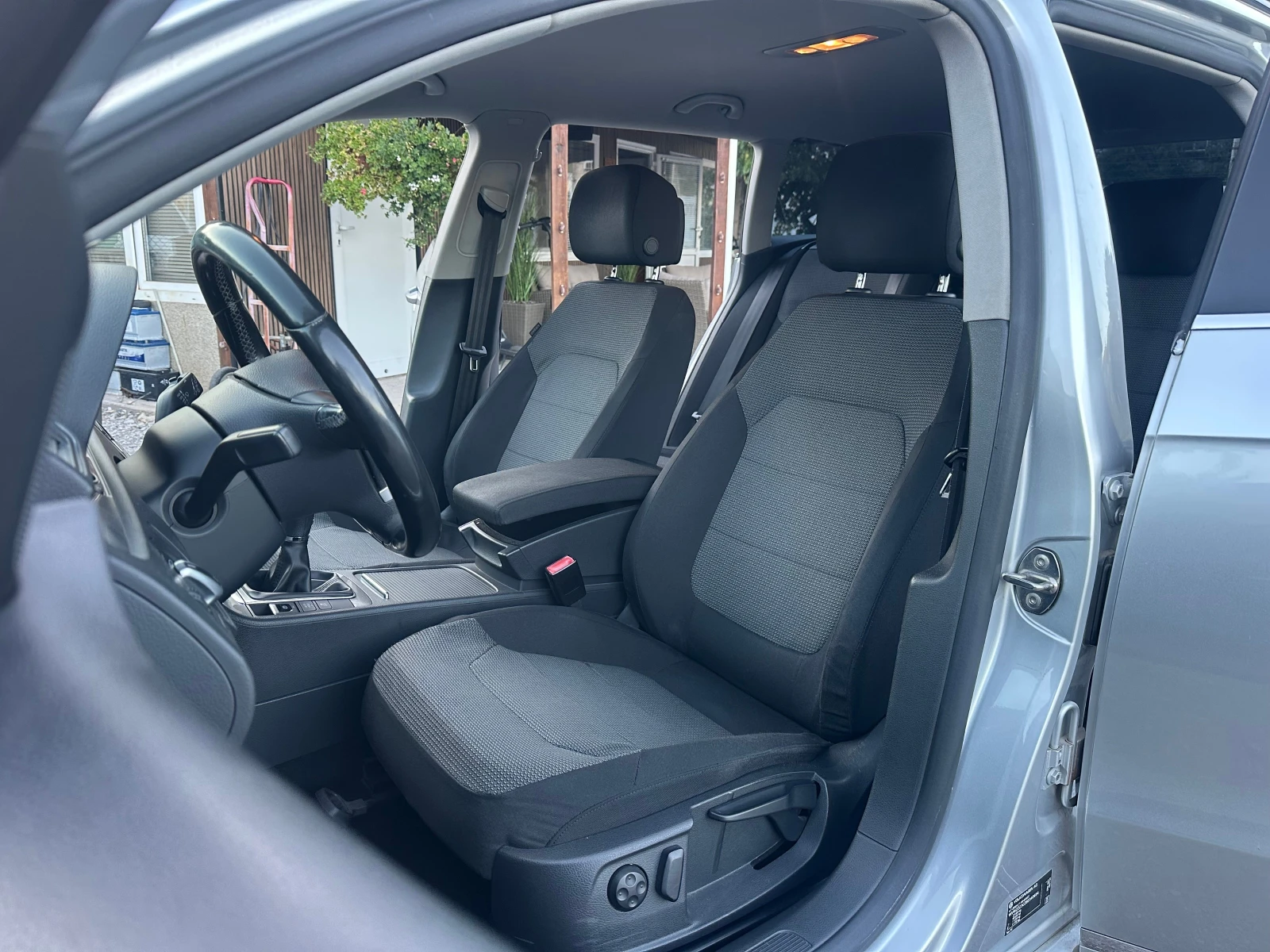 VW Passat 2.0TDI 140kc ITALIA, снимка 9 - Автомобили и джипове - 55989067