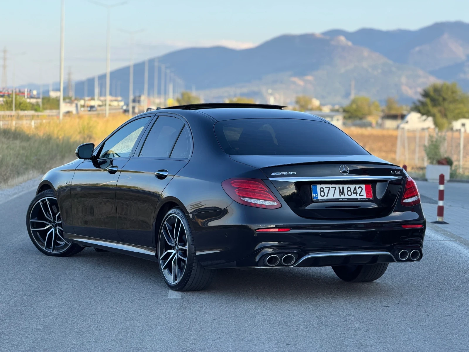 Mercedes-Benz E 53 AMG Full !, снимка 4 - Автомобили и джипове - 56061545
