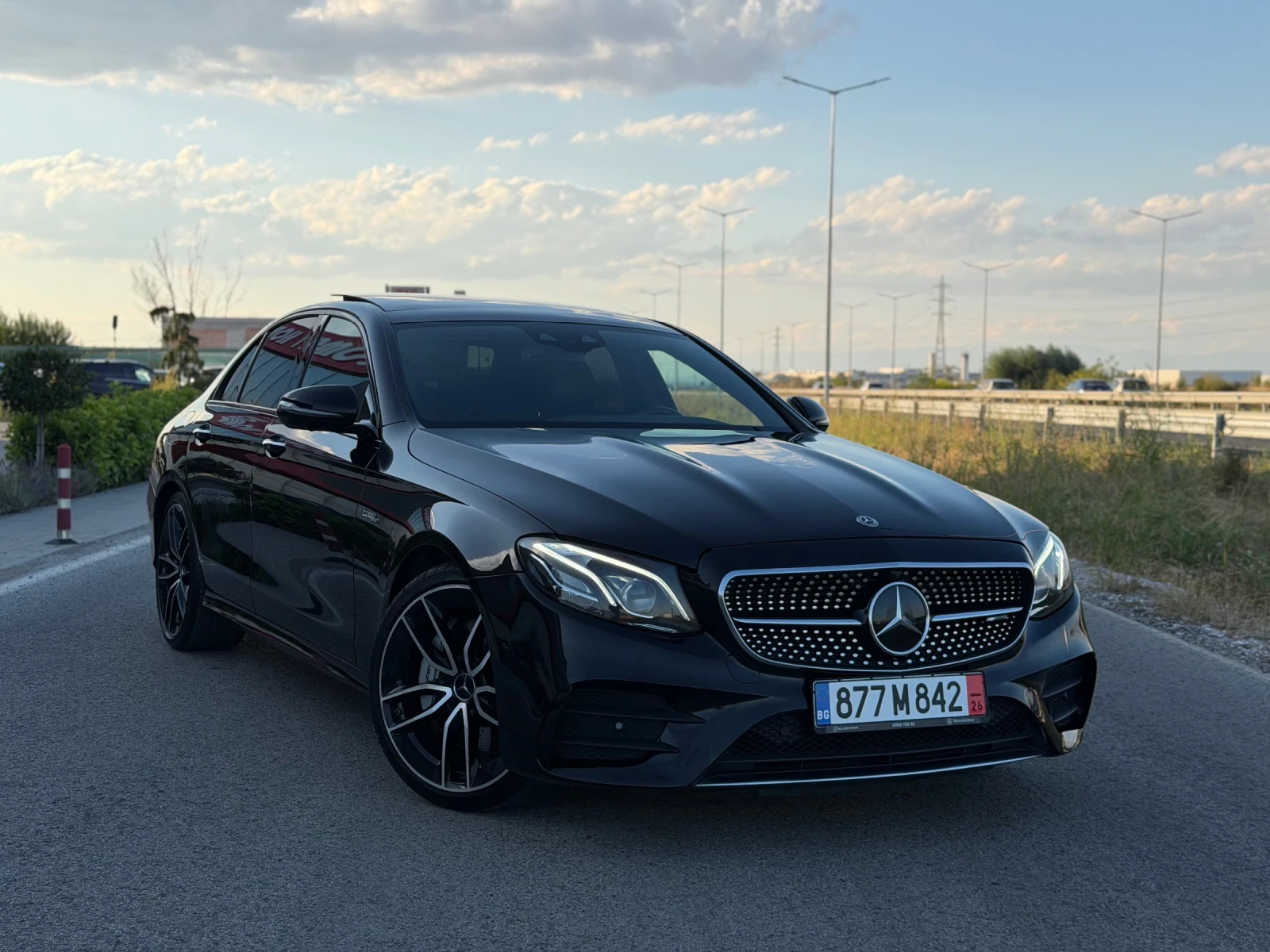 Mercedes-Benz E 53 AMG Full !, снимка 2 - Автомобили и джипове - 56061545