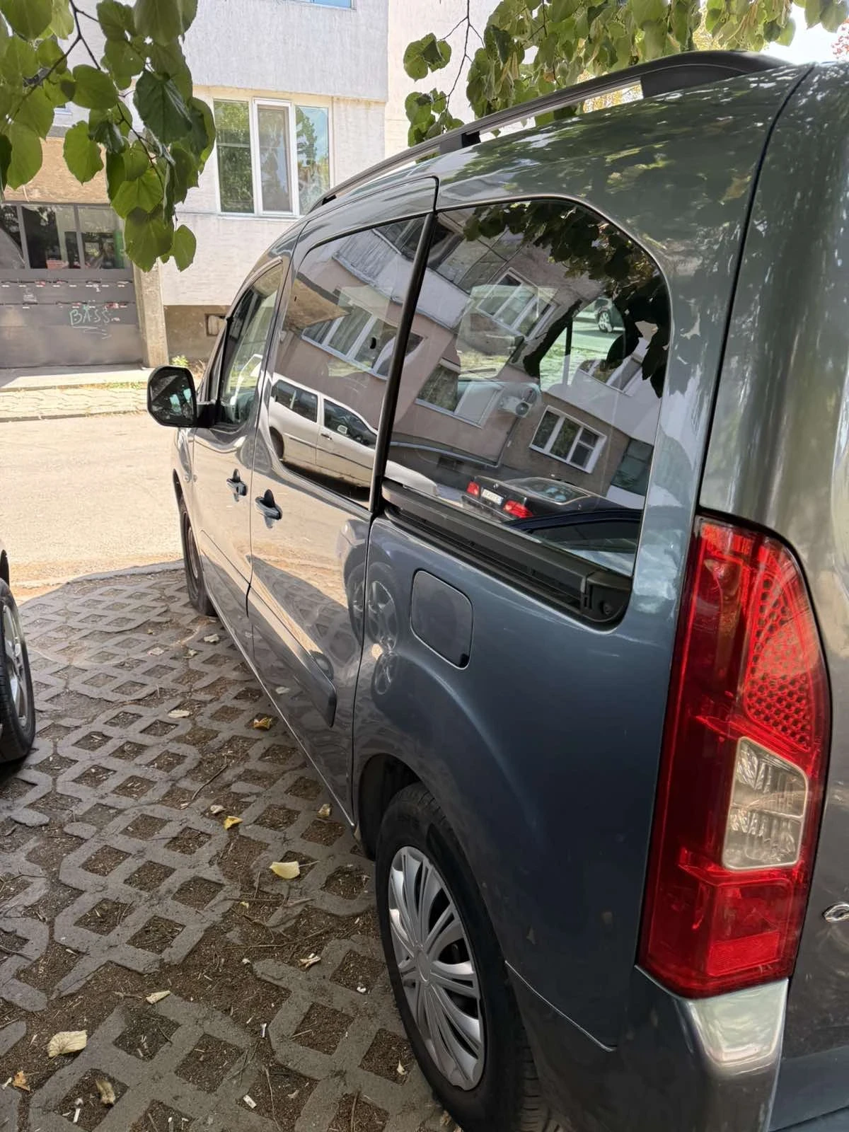 Citroen Berlingo, снимка 5 - Автомобили и джипове - 56144943