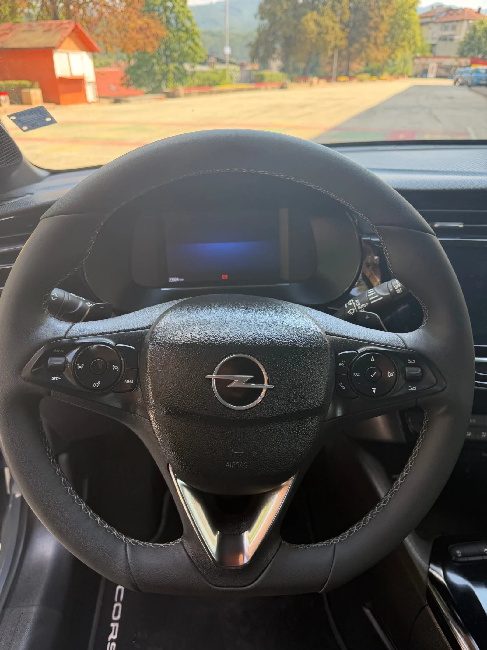 Opel Corsa Hybrid , снимка 13 - Автомобили и джипове - 56213170