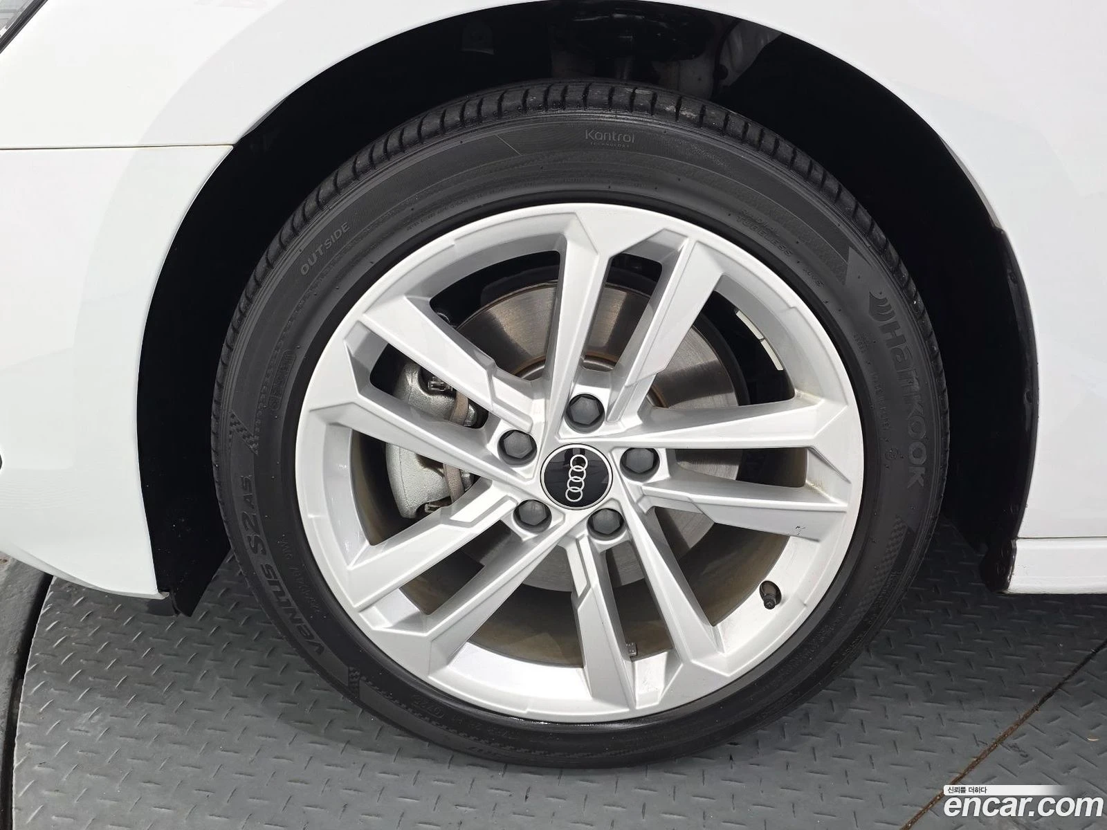 Audi A3 40 TFSI* ВКЛЮЧЕНИ ВСИЧКИ РАЗХОДИ, снимка 5 - Автомобили и джипове - 56548210