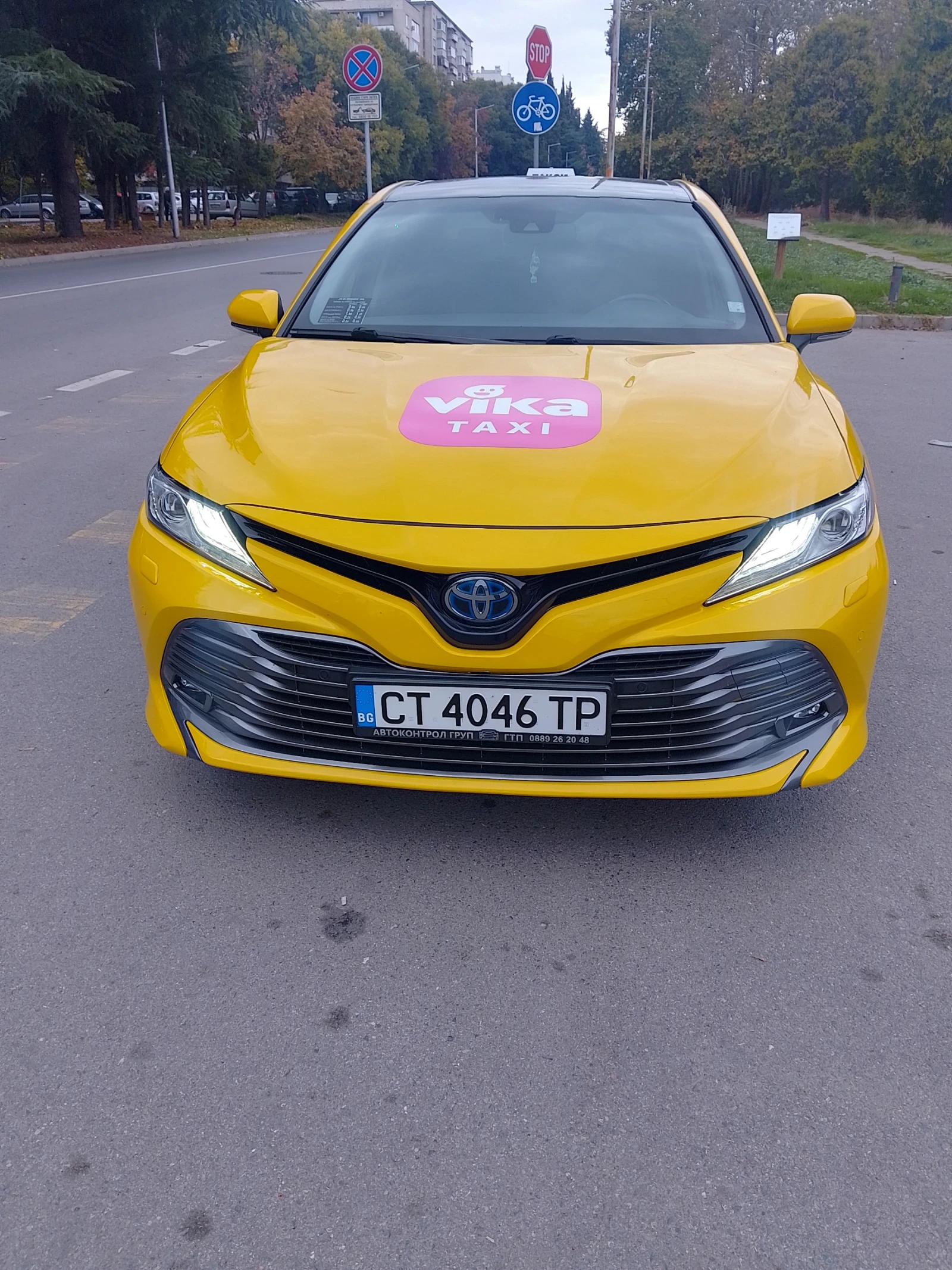 Toyota Camry 2.5 hybrid 218 к.с