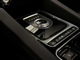 Jaguar F-PACE * CLEAN CARFAX DIESEL Prestige * CARFAX * ЦЕНА ДО , снимка 9