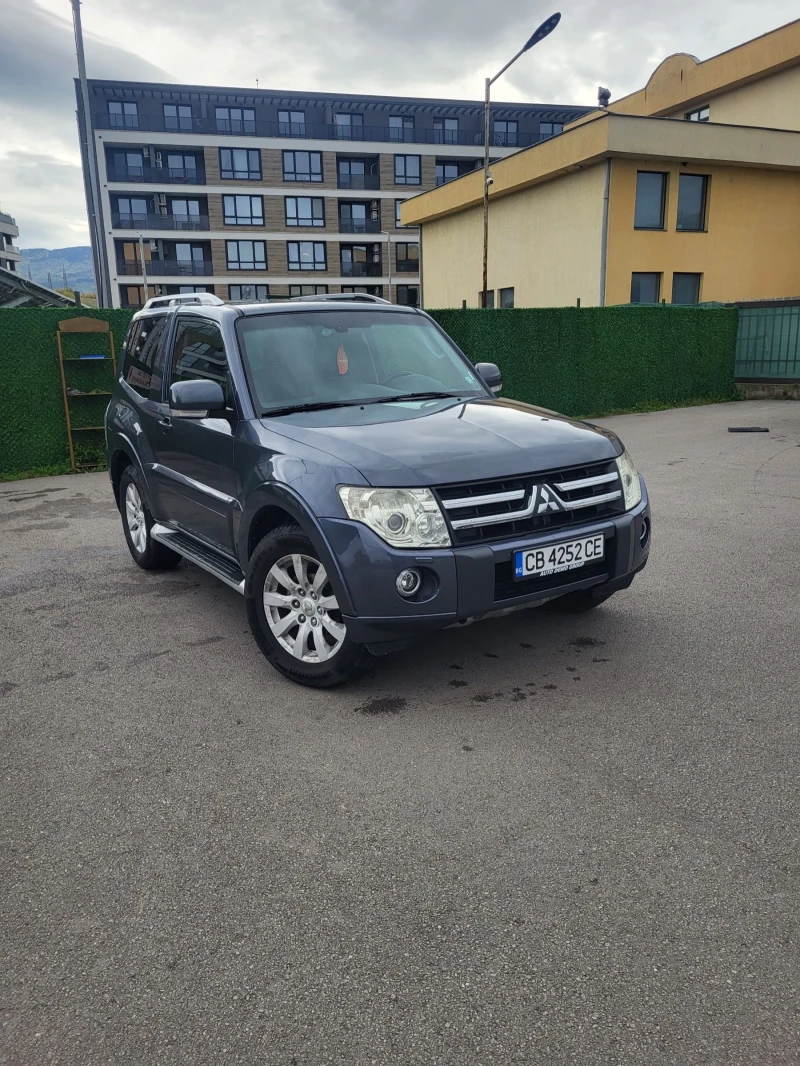 Mitsubishi Pajero, снимка 4 - Автомобили и джипове - 47525139