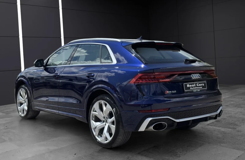Audi RSQ8 * EXCLUSIVE* B&O 3D* Distr* 360* Pano* HUD* CERAMI, снимка 6 - Автомобили и джипове - 50305342