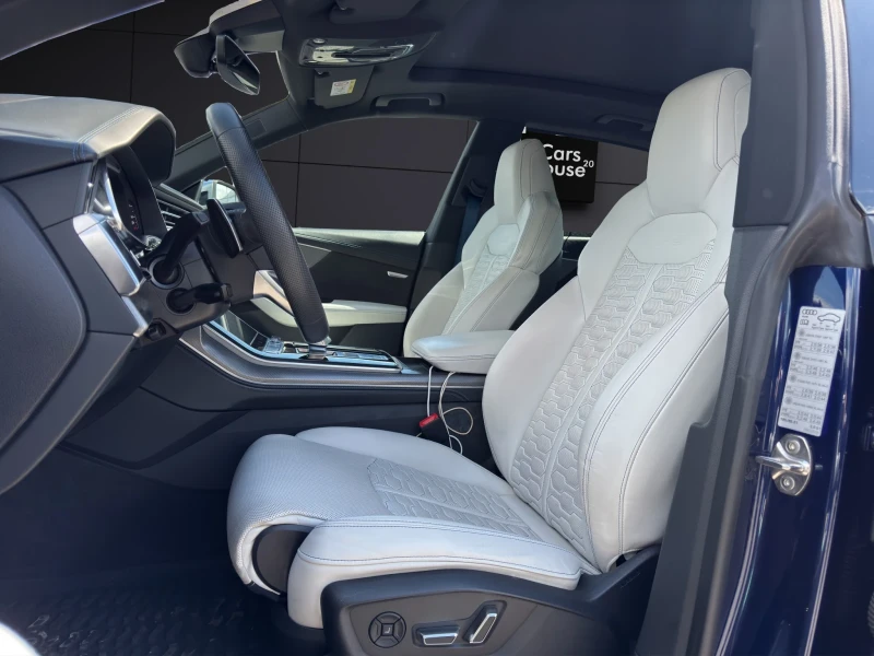 Audi RSQ8 * EXCLUSIVE* B&O 3D* Distr* 360* Pano* HUD* CERAMI, снимка 8 - Автомобили и джипове - 50305342