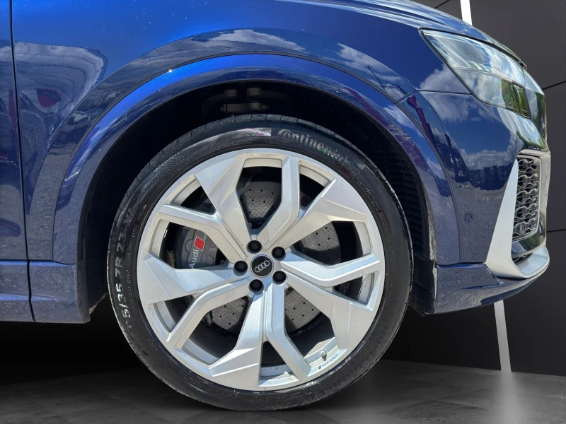 Audi RSQ8 * EXCLUSIVE* B&O 3D* Distr* 360* Pano* HUD* CERAMI, снимка 17 - Автомобили и джипове - 50305342