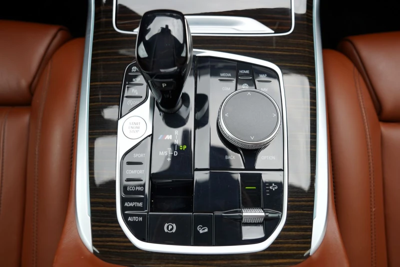 BMW X7 M50i xDrive, снимка 17 - Автомобили и джипове - 52444734