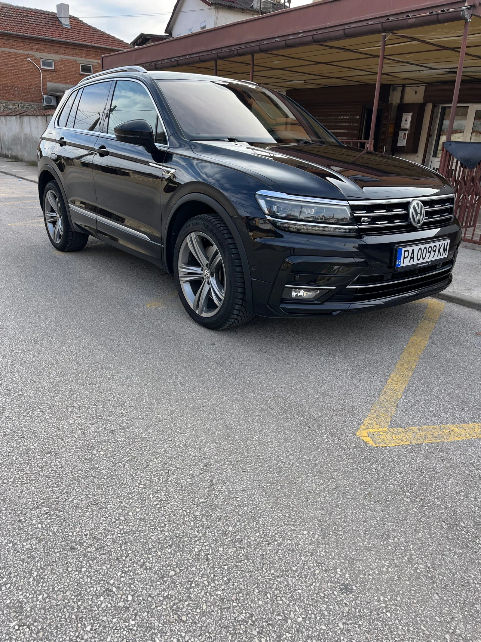 VW Tiguan, снимка 5 - Автомобили и джипове - 55771876