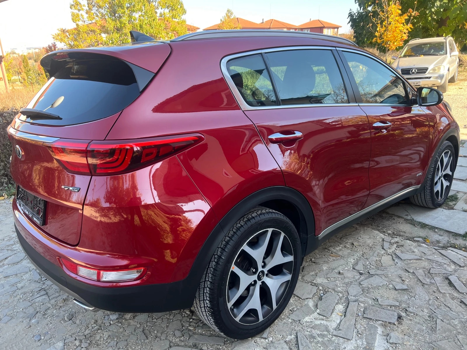 Kia Sportage GT-LINE-2.0GRDI-185K.C-ЕВРО 6В-KOЖА-ПАНОРАМА - изображение 6