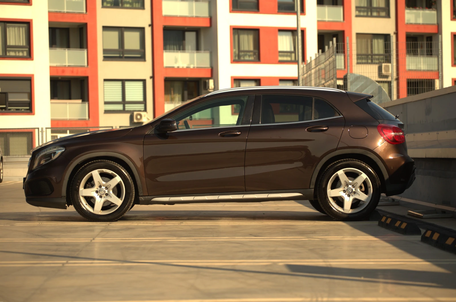 Mercedes-Benz GLA 220 AMG 7G 4MATIC - изображение 8
