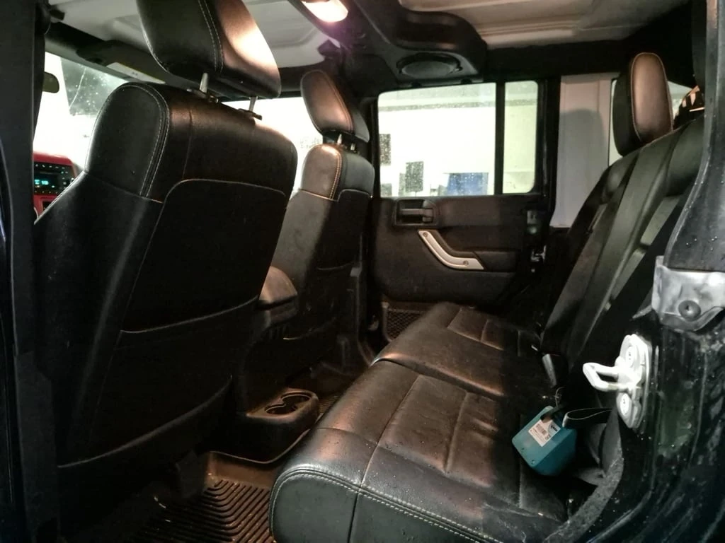 Jeep Wrangler * SAHARA * CARFAX * �����������  | Mobile.bg � ����������� 12