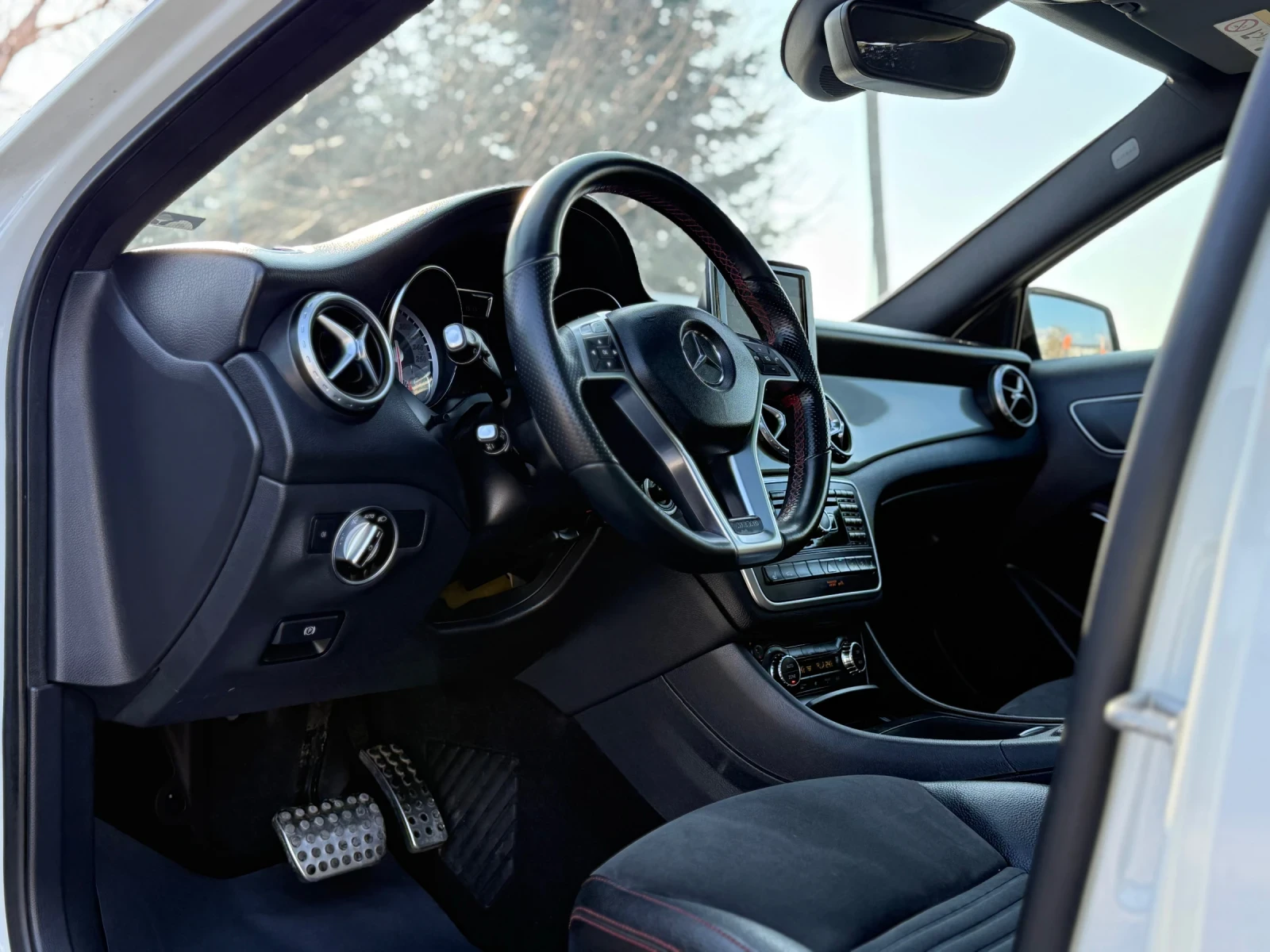 Mercedes-Benz GLA 220 CDI 4Matic PREMIUM AMG 7G-tronic | Mobile.bg � ����������� 13
