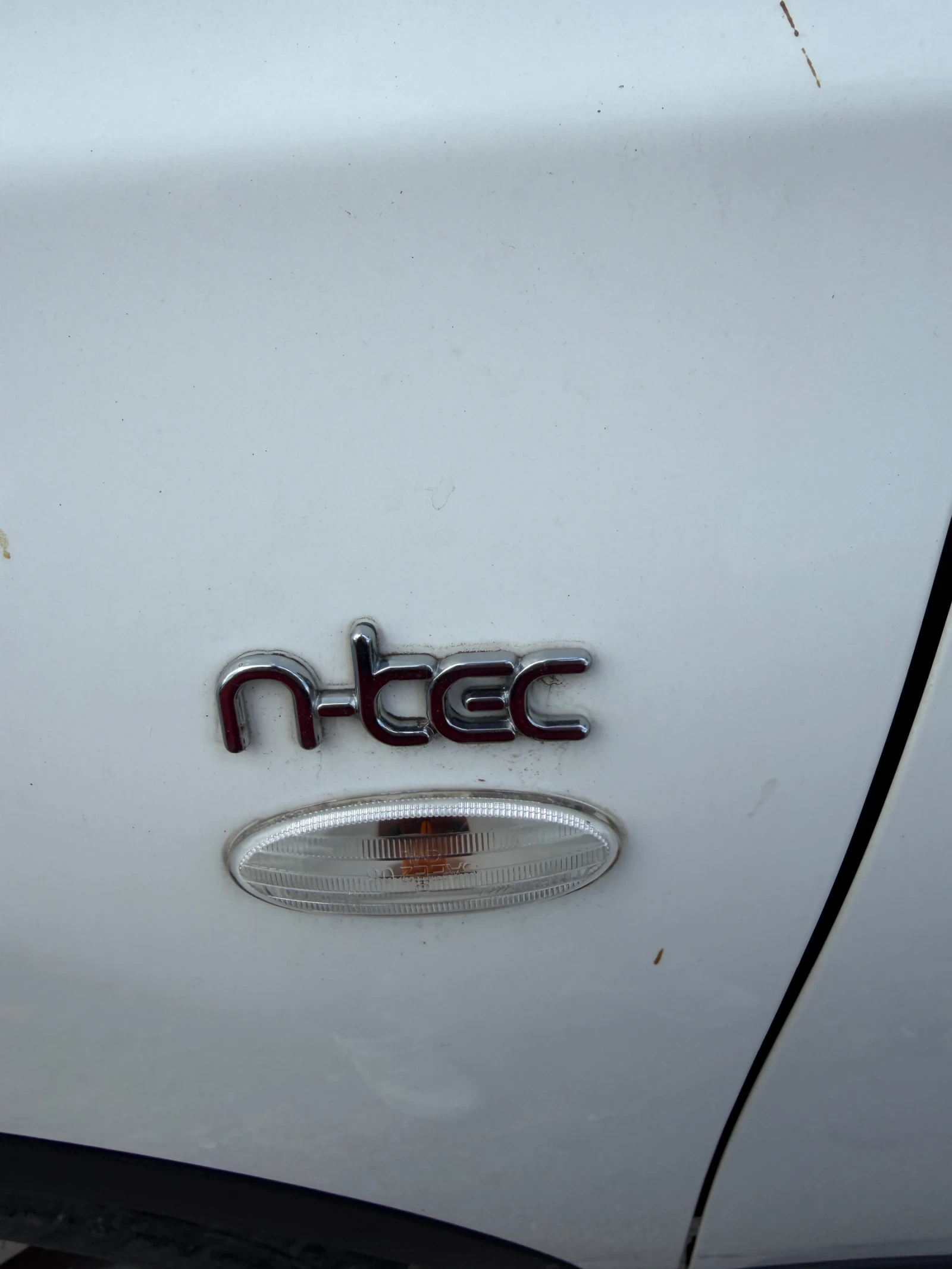 Nissan Qashqai 1.5dci n-tec facelift панорама, снимка 8 - Автомобили и джипове - 54586869