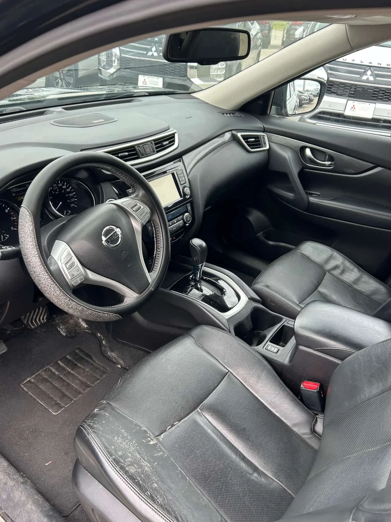 Nissan Rogue * AWD 4dr SL * АВТОКРЕДИТ БЕЗ ПЪРВОНАЧАЛНА ВНОСКА*, снимка 4 - Автомобили и джипове - 55071602