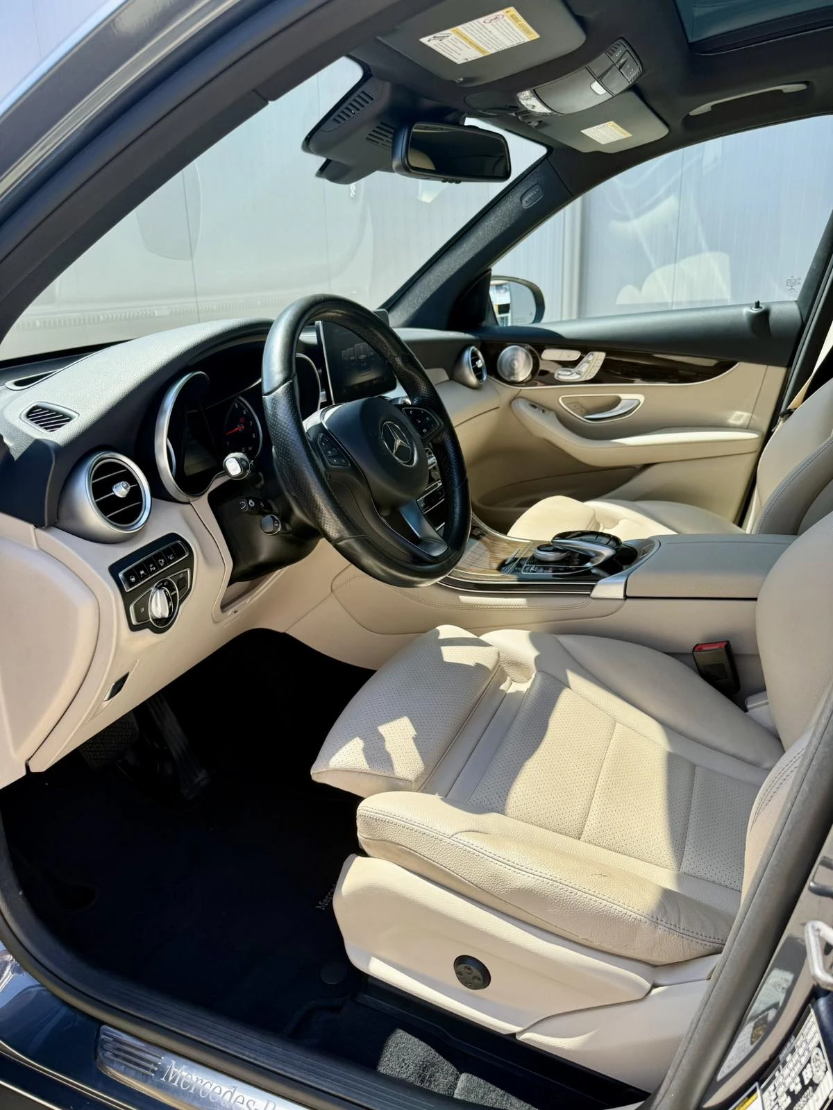 Mercedes-Benz GLC 300 4М AMG Package, снимка 9 - Автомобили и джипове - 55641786