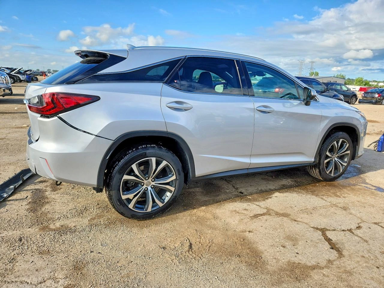 Lexus RX 350 AWD* КОЖА* ПОДГРЕВ* ОБДУХВАНЕ* ПАНО* КАМЕРА* , снимка 3 - Автомобили и джипове - 56007386