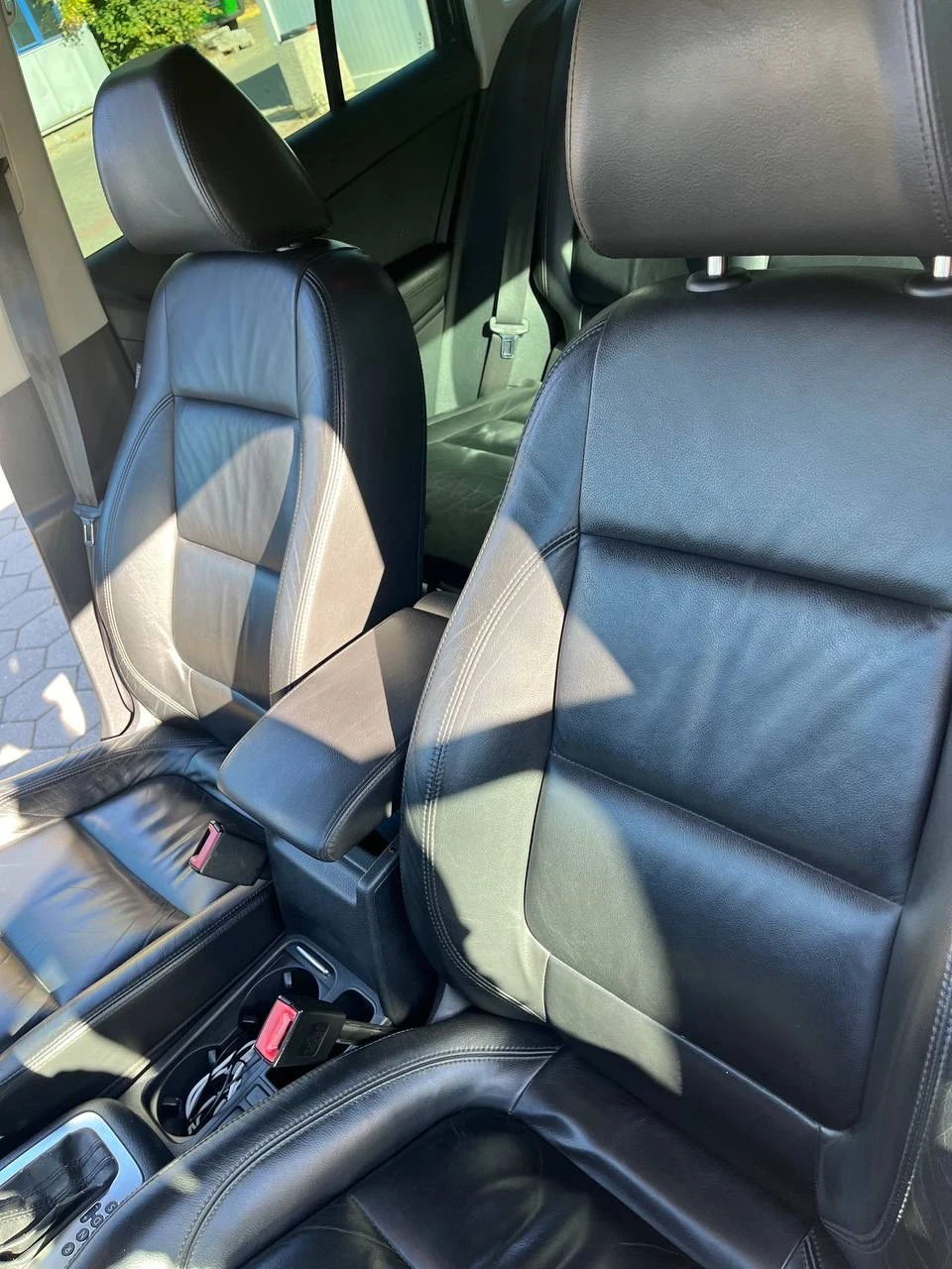 VW Tiguan, снимка 7 - Автомобили и джипове - 56531376