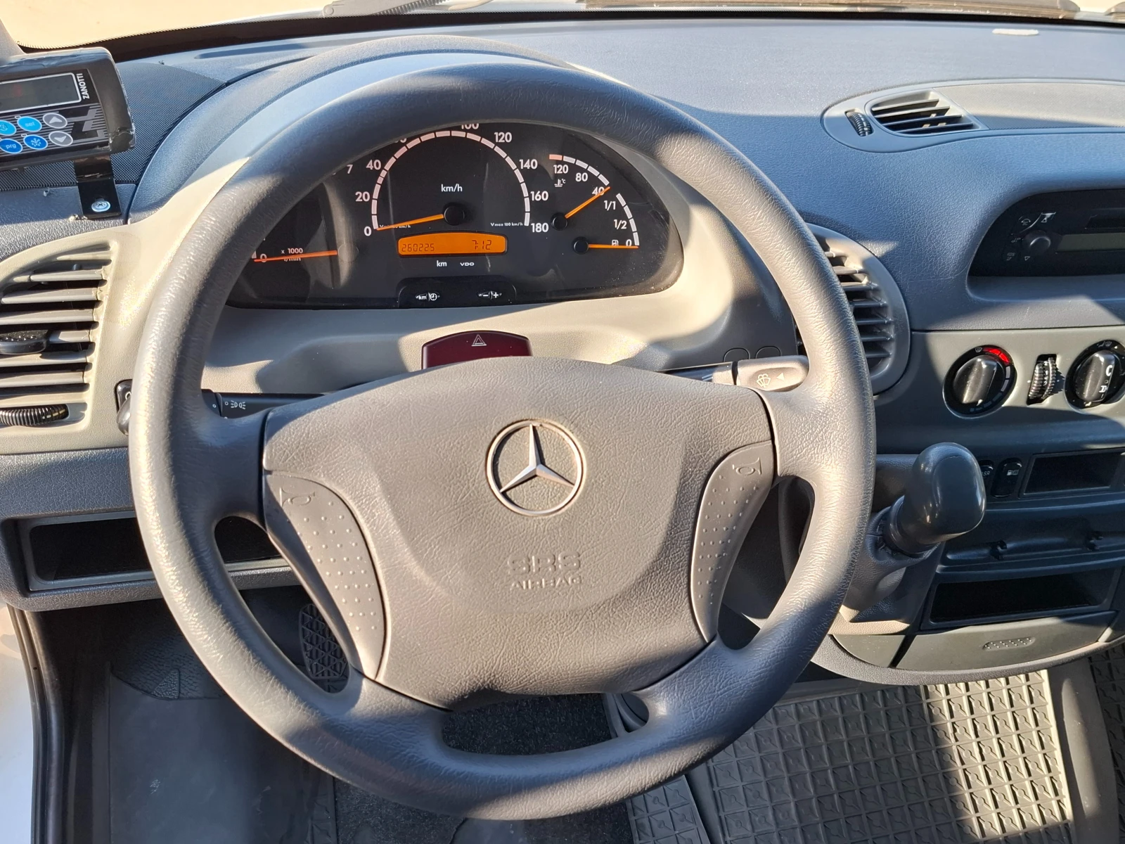 Mercedes-Benz Sprinter 311 CDI/220V/Клима - изображение 7