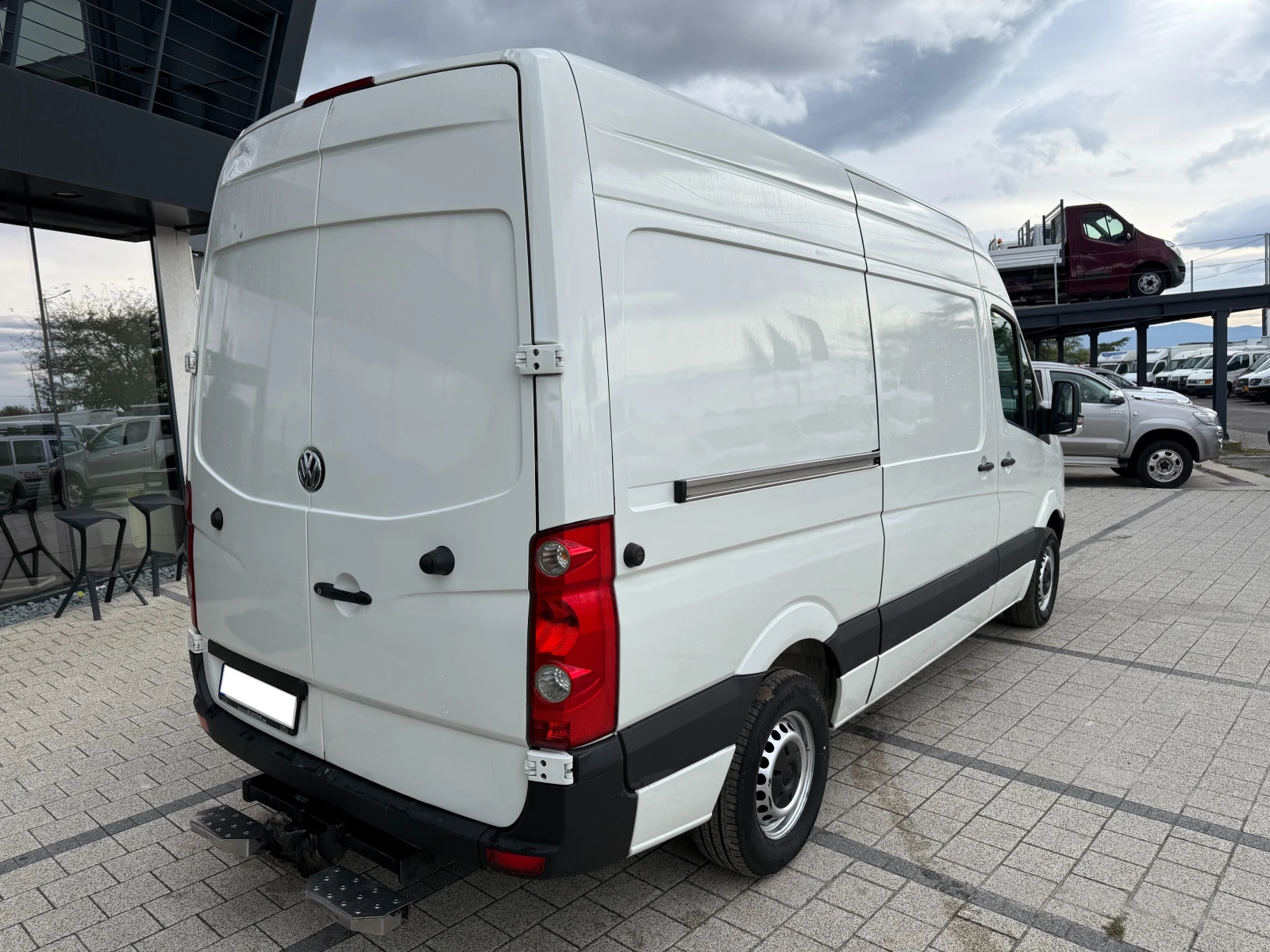 VW Crafter 2.5TDI Клима L2H2  - изображение 6