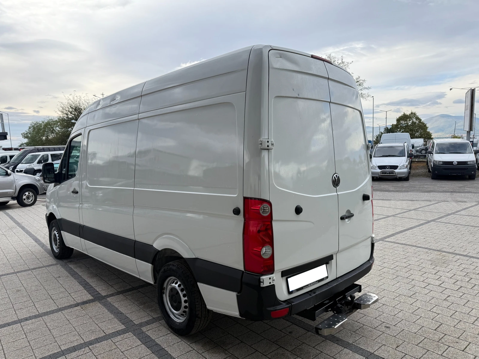 VW Crafter 2.5TDI Клима L2H2  - изображение 5