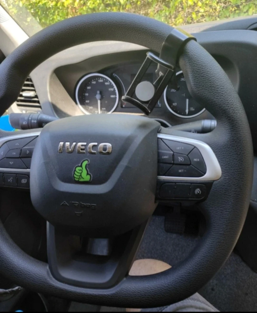 Iveco Daily Iveco Daily 35-160 Hi-Matic Maxi дълга база, снимка 9 - Бусове и автобуси - 54403796