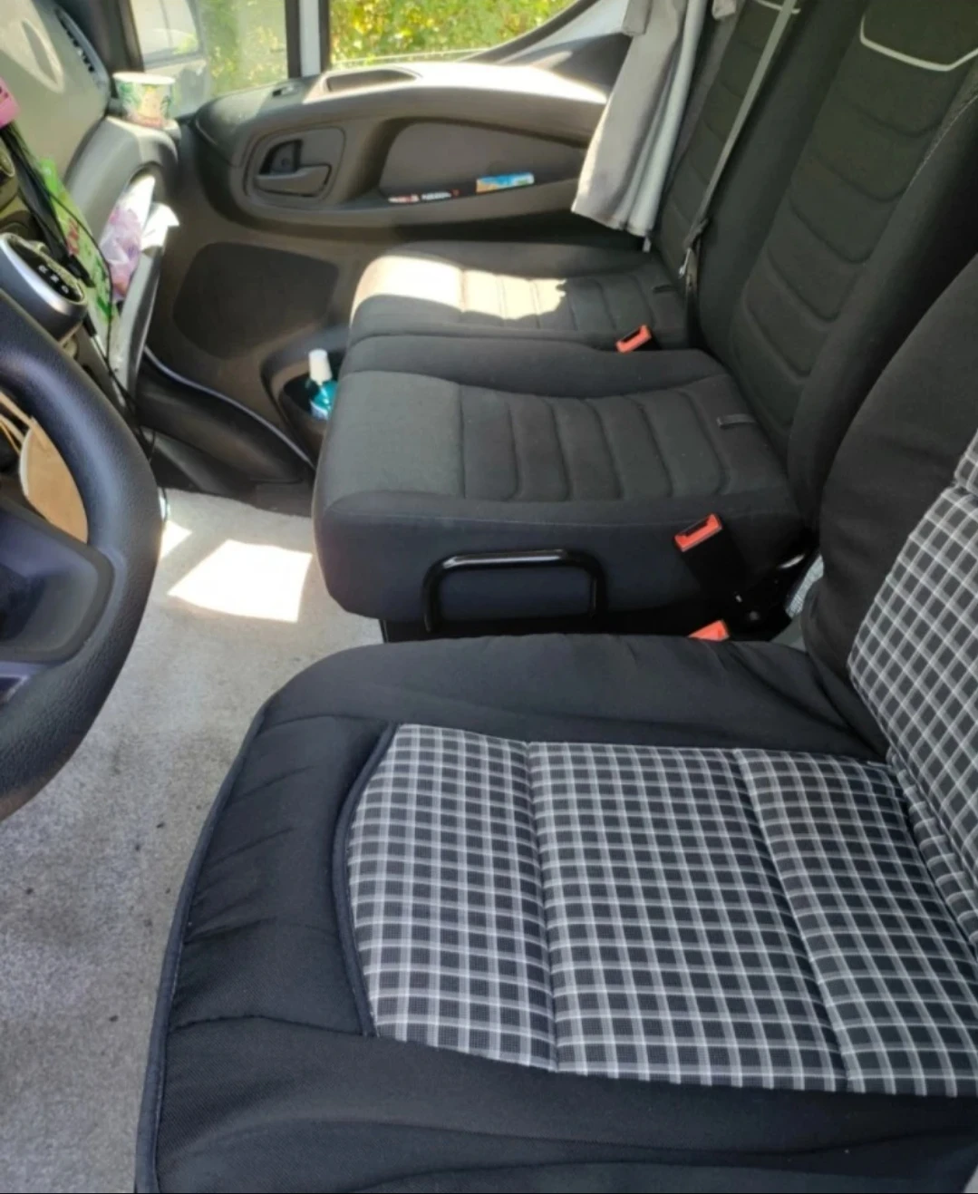 Iveco Daily Iveco Daily 35-160 Hi-Matic Maxi дълга база, снимка 7 - Бусове и автобуси - 54403796
