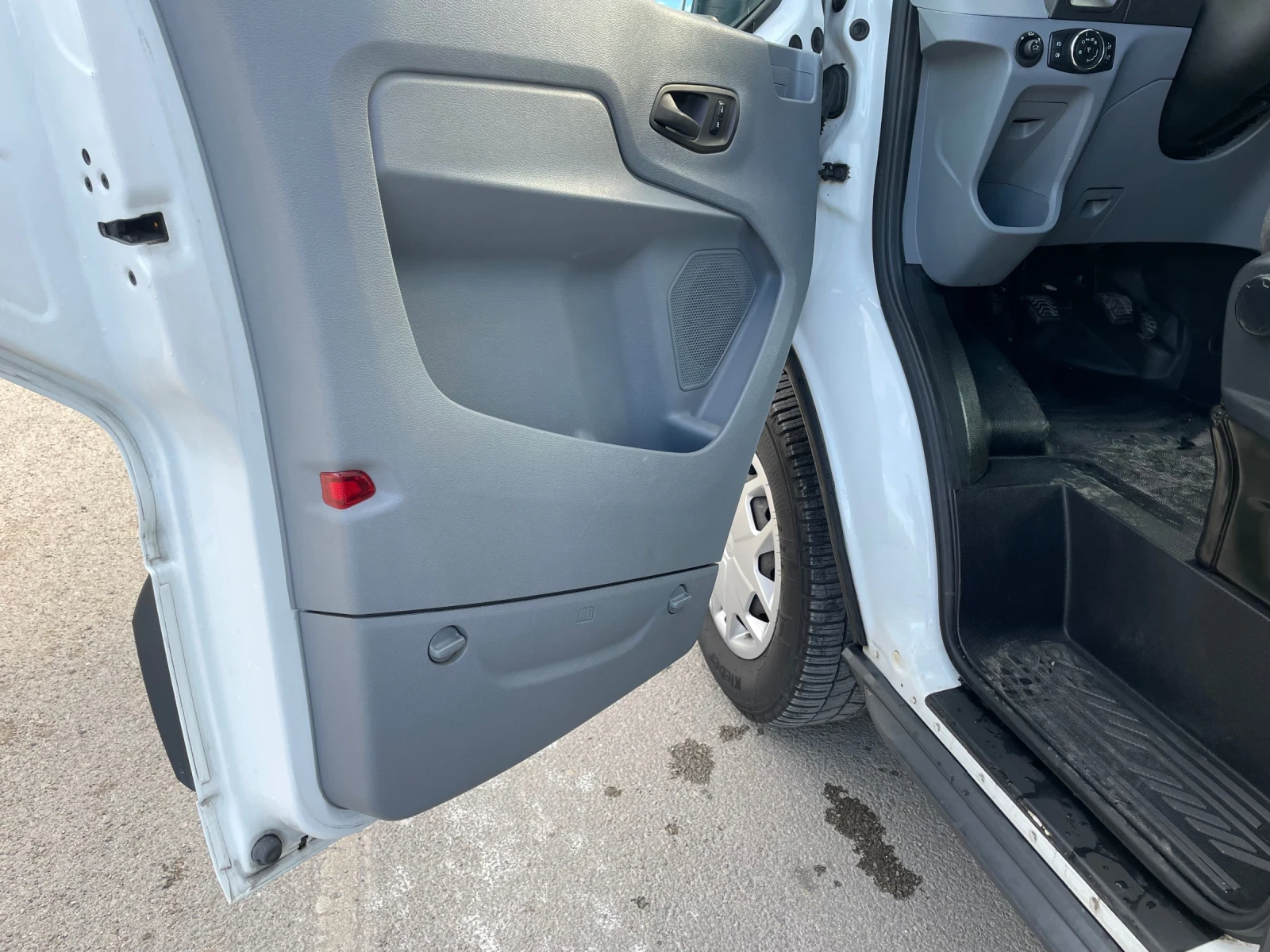 Ford Transit Maxi L4 H3 2.0tdci 130к.с. ТЕГЛИЧ, 6 скорости, снимка 13 - Бусове и автобуси - 54719459