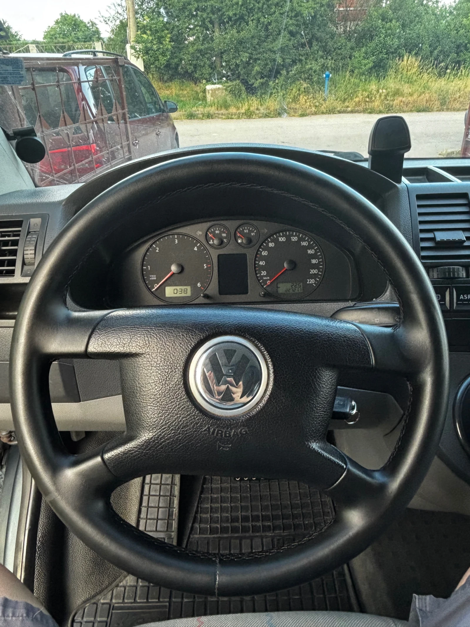 VW Transporter, снимка 8 - Бусове и автобуси - 54988946