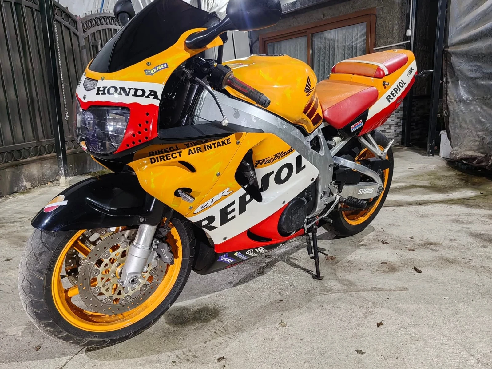 Honda Cbr 919rr* Repsol* Уникат* Като нов* Старата школа - изображение 3