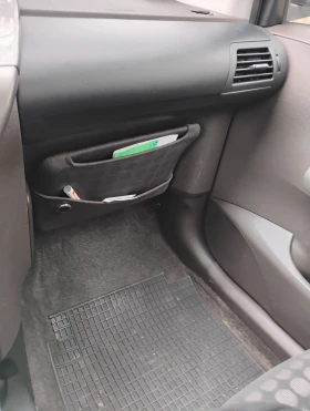 Toyota IQ, снимка 11