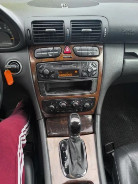 Mercedes-Benz C 180 Avtomat - 4490 лв. - 32232202 9