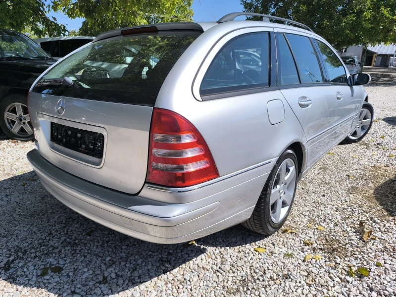 Mercedes-Benz C 180 Benzin avtomat , снимка 6 - Автомобили и джипове - 47983769