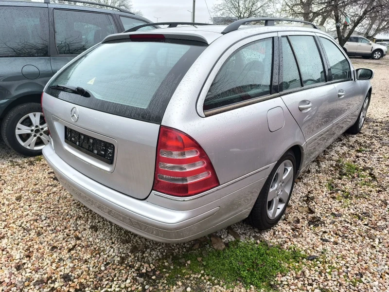 Mercedes-Benz C 180 Benzin avtomat , снимка 4 - Автомобили и джипове - 47983769