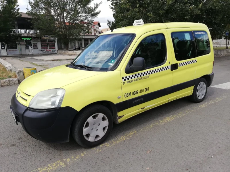 Citroen Berlingo, снимка 3 - Автомобили и джипове - 47321323