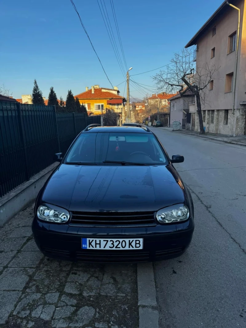 VW Golf, снимка 1 - Автомобили и джипове - 49026794