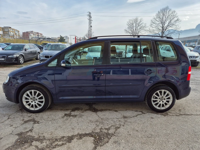 VW Touran 2.0TDI AВТОМАТ ITALY, снимка 8 - Автомобили и джипове - 49470890