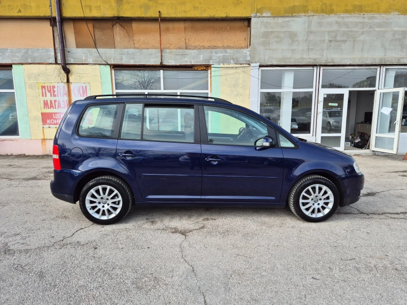 VW Touran 2.0TDI AВТОМАТ ITALY, снимка 4 - Автомобили и джипове - 49470890