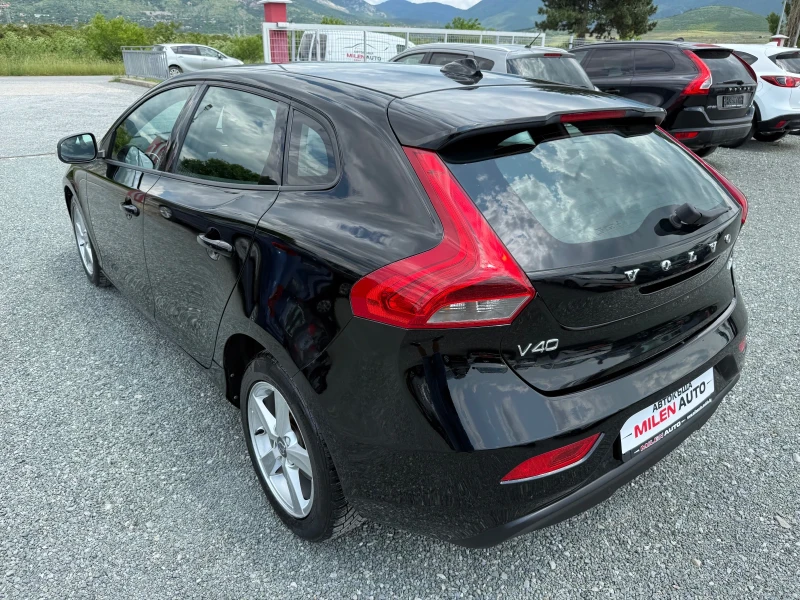 Volvo V40 (KATO НОВА), снимка 8 - Автомобили и джипове - 49728399