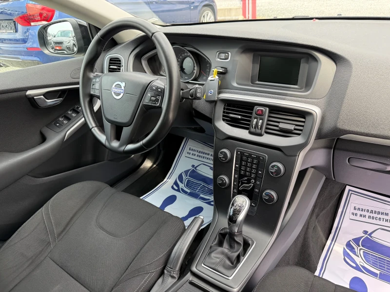 Volvo V40 (KATO НОВА), снимка 16 - Автомобили и джипове - 49728399