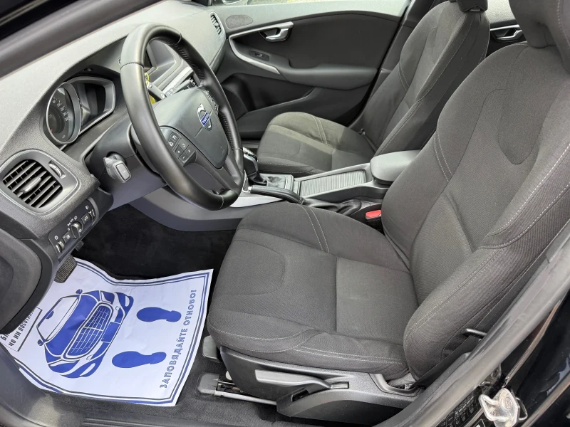 Volvo V40 (KATO НОВА), снимка 11 - Автомобили и джипове - 49728399