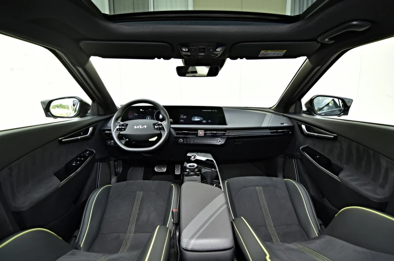Kia EV6 GT AWD PANORAMA MERIDIAN ГАРАНЦИЯ  HEAD-UP , снимка 7 - Автомобили и джипове - 50628867